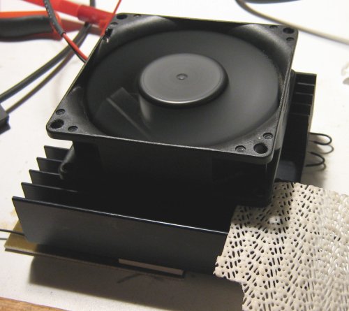 heatsink-with-blowing-fan.jpeg